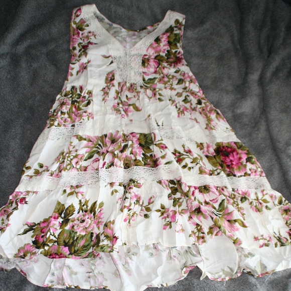 Floral Dress - Picture 3 of 3